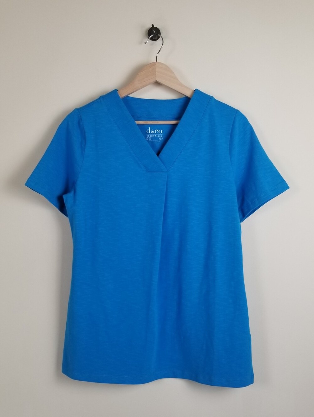 Denim & Co. V-Neck Short Sleeve T Shirt Front Pleat Size XS Bust 36 NWOT